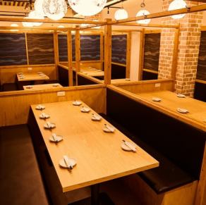 エリア最大規模の大宴会場を完備！皆様お顔を見渡すことができ一体感のあるご宴会が可能！広々とした造りとなっておりますので宴会途中のご移動もスムーズ！まさに幹事様理想の空間です。(赤坂見附/個室/牛タン/焼き鳥/肉寿司/飲み放題/デート/20時以降/記念日/接待/宴会)