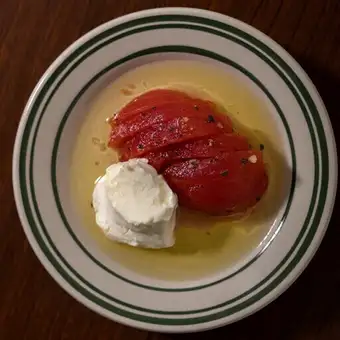 トマトマリネのカプレーゼ