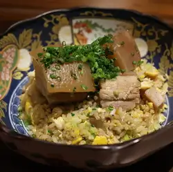 ラフテー炒飯