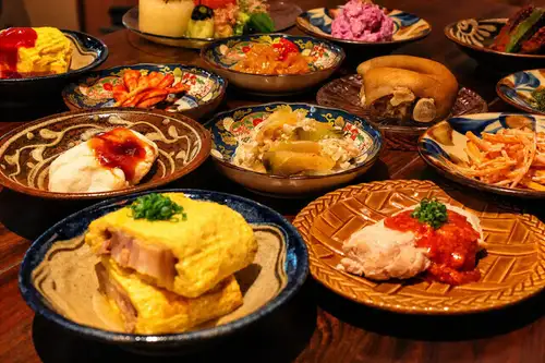 Enjoy the flavors of Ishigaki Island to the fullest!