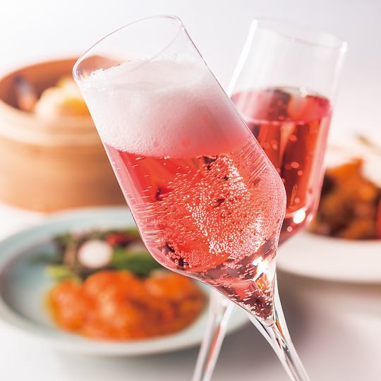 [Casual Course] Affordable authentic Chinese cuisine with 7 dishes, including Rose Sparkling wine, and 2 hours of all-you-can-drink. Large platter. Dining seating.