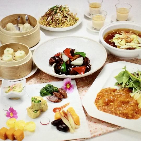 【標準套餐】特色什錦湯、大份蝦子等，含玫瑰氣泡酒2小時暢飲，共7道菜，大拼盤