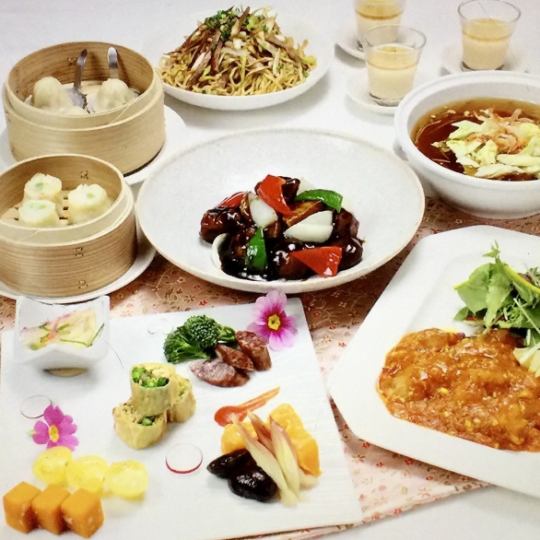 放松身心，享受3小时无限畅饮！【标准套餐】7道菜品盛放在大拼盘中，尽享正宗中华料理