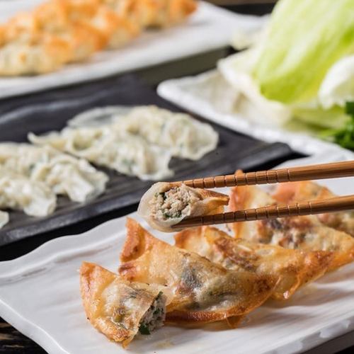 When saying one dish that boasts of our shop, after all "gyoza"!