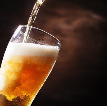 樽ビールや樽サワーに樽ハイボールを用意してます。