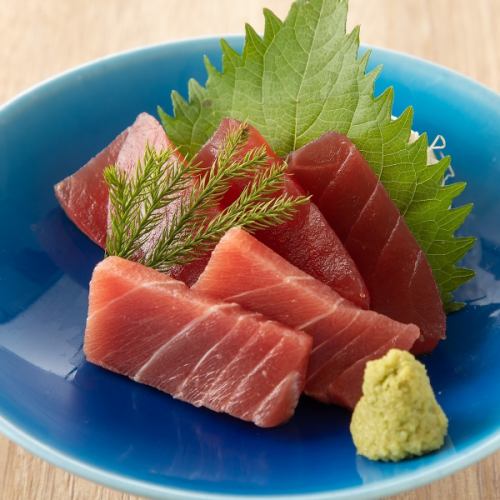 Assorted medium fatty tuna and tenmi tuna