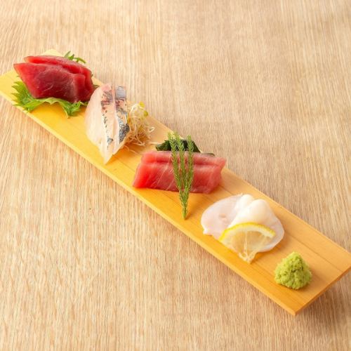 旬な鮮魚を使用した『お刺身盛り合わせ』