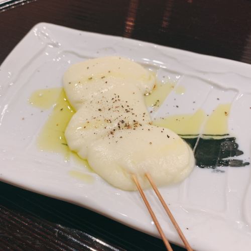 Mozzarella cheese (olive)
