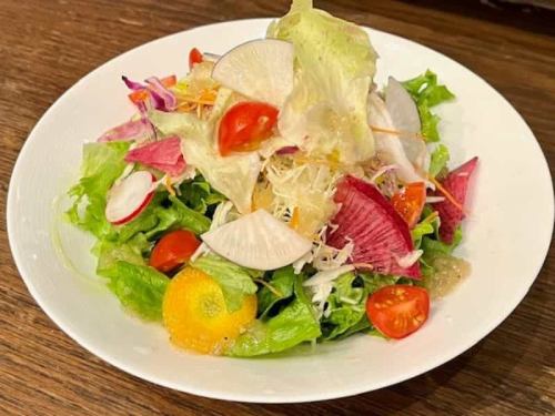 Mano salad made with vegetables from Kanagawa Prefecture