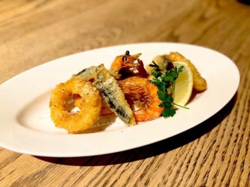 Fragrant sea breeze and luxurious freshly fried fritto misto