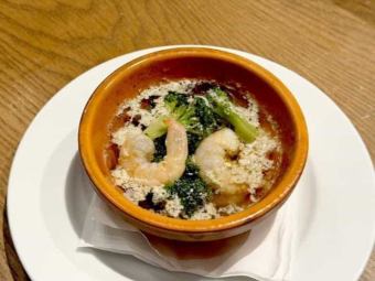 海老とブロッコリーのアヒージョ