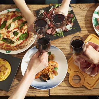 【記念日に】乾杯はスパークリングワイン♪ピザ、パスタと国産牛のタリアータのフルコース