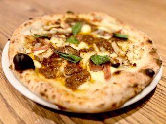 3 種のきのこのピッツァ・ラザーニャ