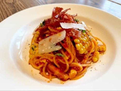 本日のトマトソースパスタ