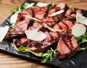 贅沢国産牛のタリアータ ~とろける肉の旨味~