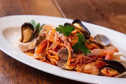 Linguine Pescatore with plenty of seafood