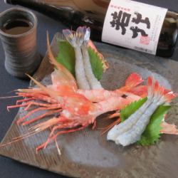 Assortment of three types of shrimp sashimi (botan shrimp, angel shrimp, eternal shrimp) for two