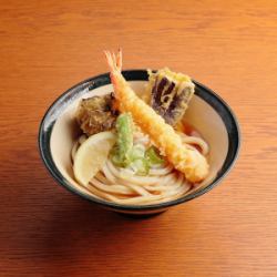 Shrimp and vegetable tempura bukkake udon