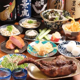 【招牌岩井雞套餐:可選鮮嫩多汁的烤雞或炭烤雞】包含7道菜及無限暢飲。 5000日圓 → 4500日圓 ◎