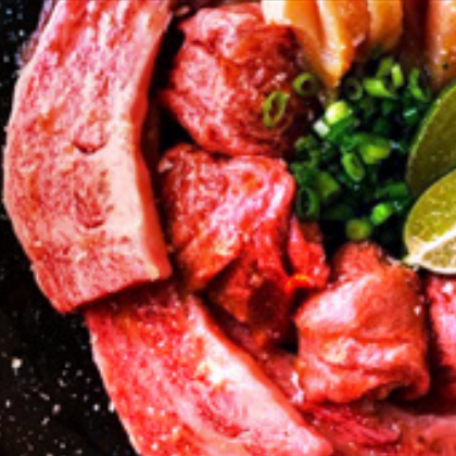 【にくといろ4種盛り】◇最高級のお肉を豪華4種盛りでご提供。アラカルトならまずはこちらから！