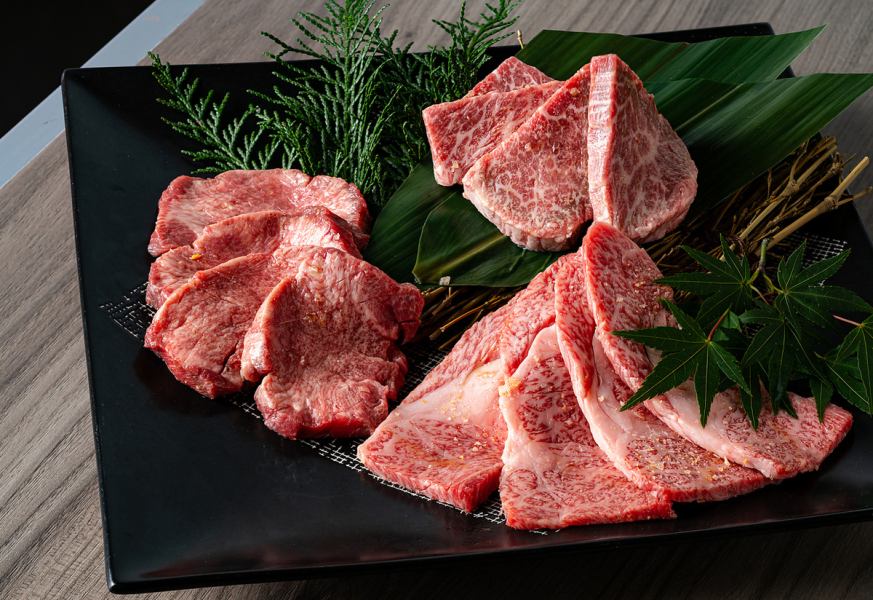 【4种肉】◇ 4种最高级肉的豪华拼盘。如果您想点菜,就从这里开始!