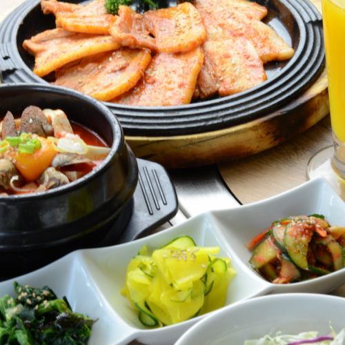 Korean B lunch set