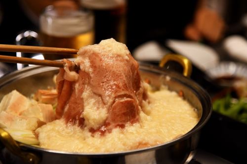 [Specially selected Japanese black beef Tororo hotpot]