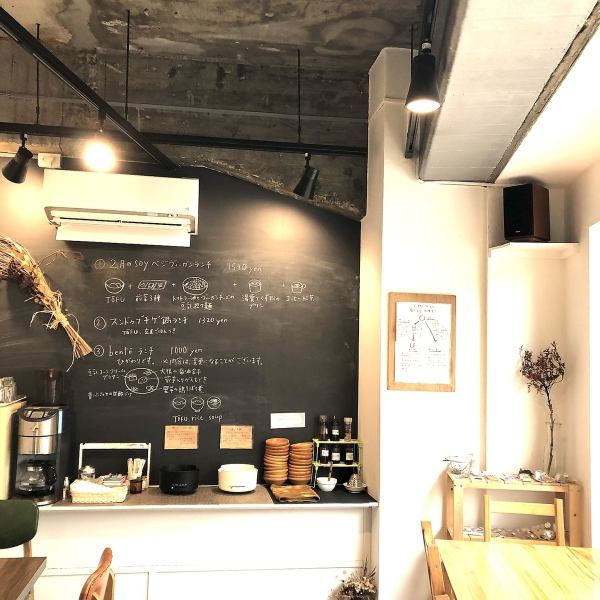 Although it is located in the city, it is a quiet place at the end of the Takemachi Arcade.Would you like to relax in the laid-back atmosphere of Oita City?