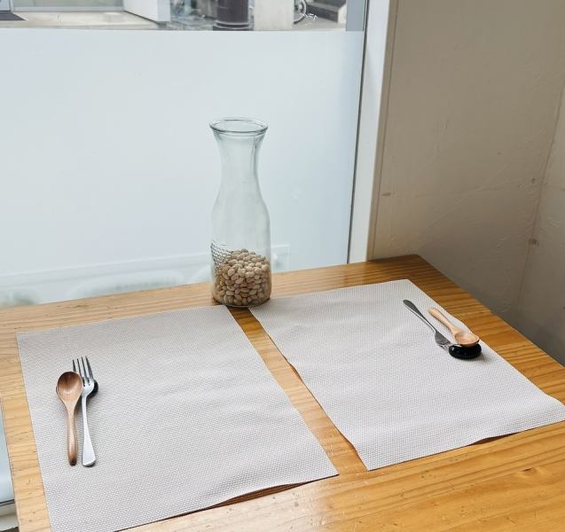 虽然位于市中心，但却位于竹町商店街尽头的一个安静区域。何不来享受大分市悠闲的氛围，放松一下呢？