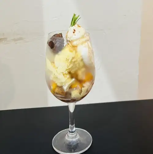 期間限定パフェ