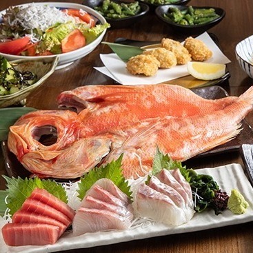A restaurant where you can fully enjoy fresh seafood! Savor carefully prepared seafood dishes.
