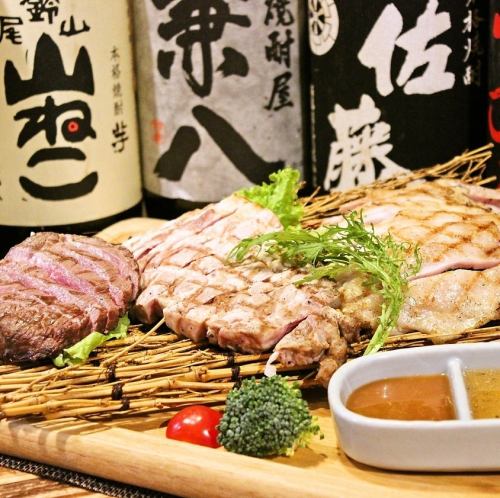 自慢の、お肉の炭火焼！