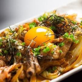Spicy pork kimchi ~with egg yolk~
