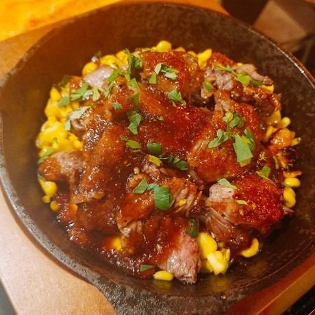 牛ハラミのステーキ オニオンソース　200ｇ