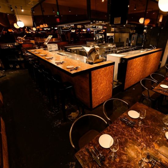 [1 minute walk from Azabu-Juban Station] Charcoal-grilled meat and Spanish-based gourmet restaurant★