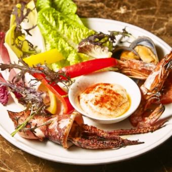 魚介と季節野菜の炭火焼き ふわふわのアイオリソース