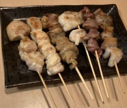 【串もん登場！】鶏皮ぐるぐる（2本）