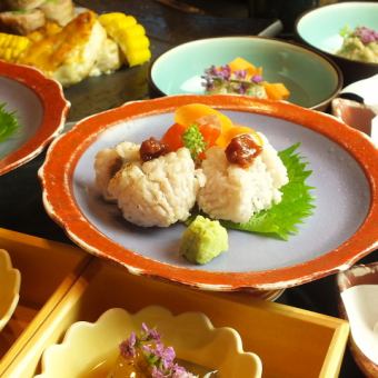 [Enjoy carefully selected ingredients at your leisure!] 9 dishes including aged fish sashimi and seasonal rice pot dishes <Seasonal Seafood Course> 4,000 yen (tax included)