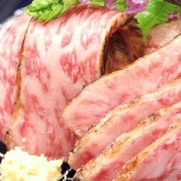 Domestic Wagyu beef carefully selected lean meat tataki