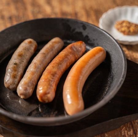 手造りソーセージ盛り合わせ4本