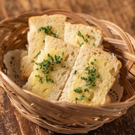 ガーリックトースト4枚