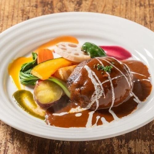 ハンバーグステーキ　糸島野菜添え