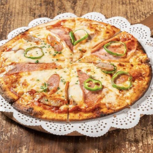 手造りハム&ソーセージピザ