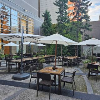 【2024BEER　GARDEN】6500円(税込)にて、90分飲み放題+コールドプレート＆ホットプレートのセットが登場。