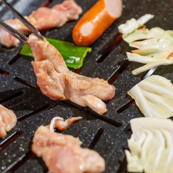 Enjoy Teppanyaki grilled on an electric grill with little smoke♪ [Chicken thighs, salt and pepper]