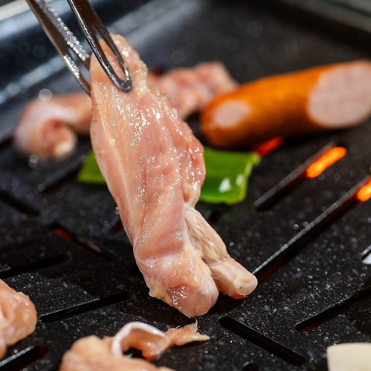 Enjoy meat grilled on a teppanyaki!Safe and secure with the latest smoke inhalation equipment◎