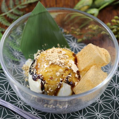 Brown sugar syrup and soybean flour ice cream with warabi mochi