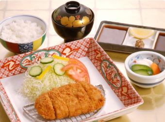 黒豚とんかつ定食　kurobuta tonkatsu