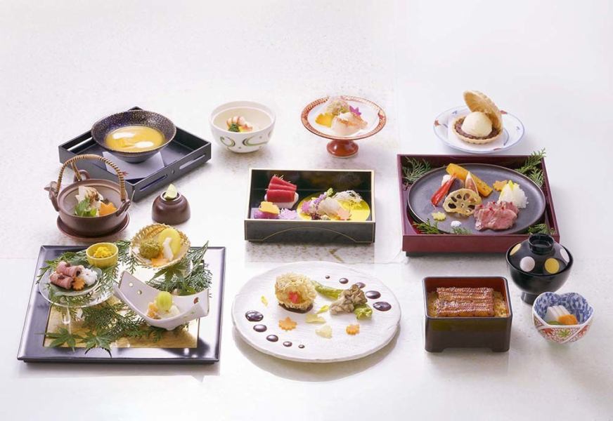 会席コースとうなぎづくしのコース