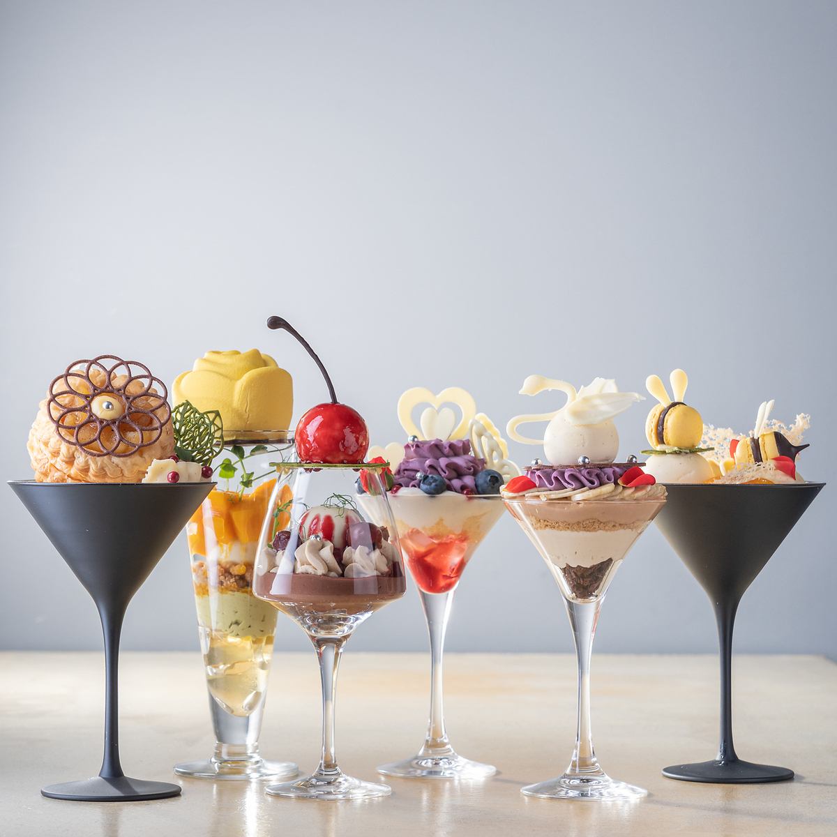 - *◆A stylish bar where you can enjoy homemade sweets and drinks together. Perfect for celebrating birthdays...◆*-